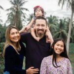 Ditching the Stiff Smiles: Why Lifestyle Family Portraits Are Your Memory’s Best Friend